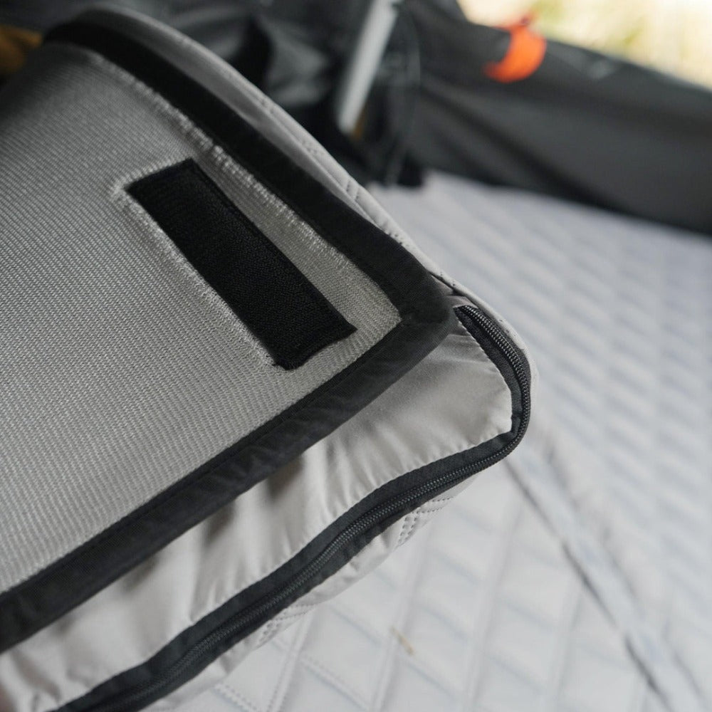 Naturnest Sirius 2 Premium 2XL 3-Person Clamshell Roof Top Tent (SAK91382) - Tanks Treasures