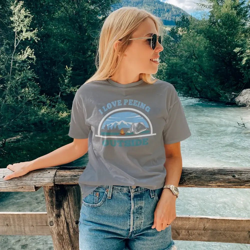 I Love Peeing Outside T-Shirt for Women - Tanks Treasures